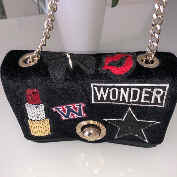 Zara Wonder Woman crossbody bag w/reversible flap. - Picture 2 of 7
